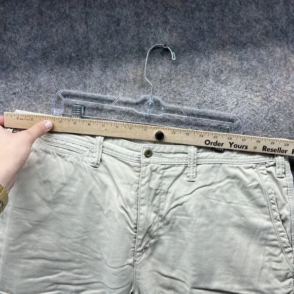 Polo Ralph Lauren Shorts Mens 38 Beige Relaxed Fit Chino Flat Front Summer - Picture 4 of 11